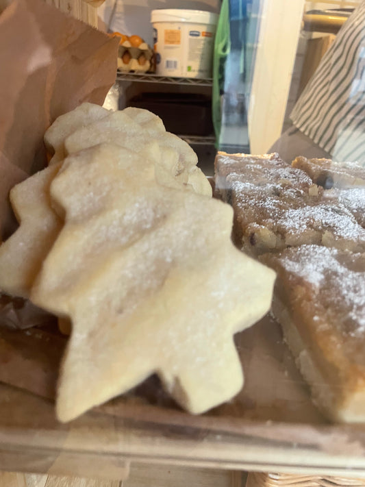 Christmas tree shortbread